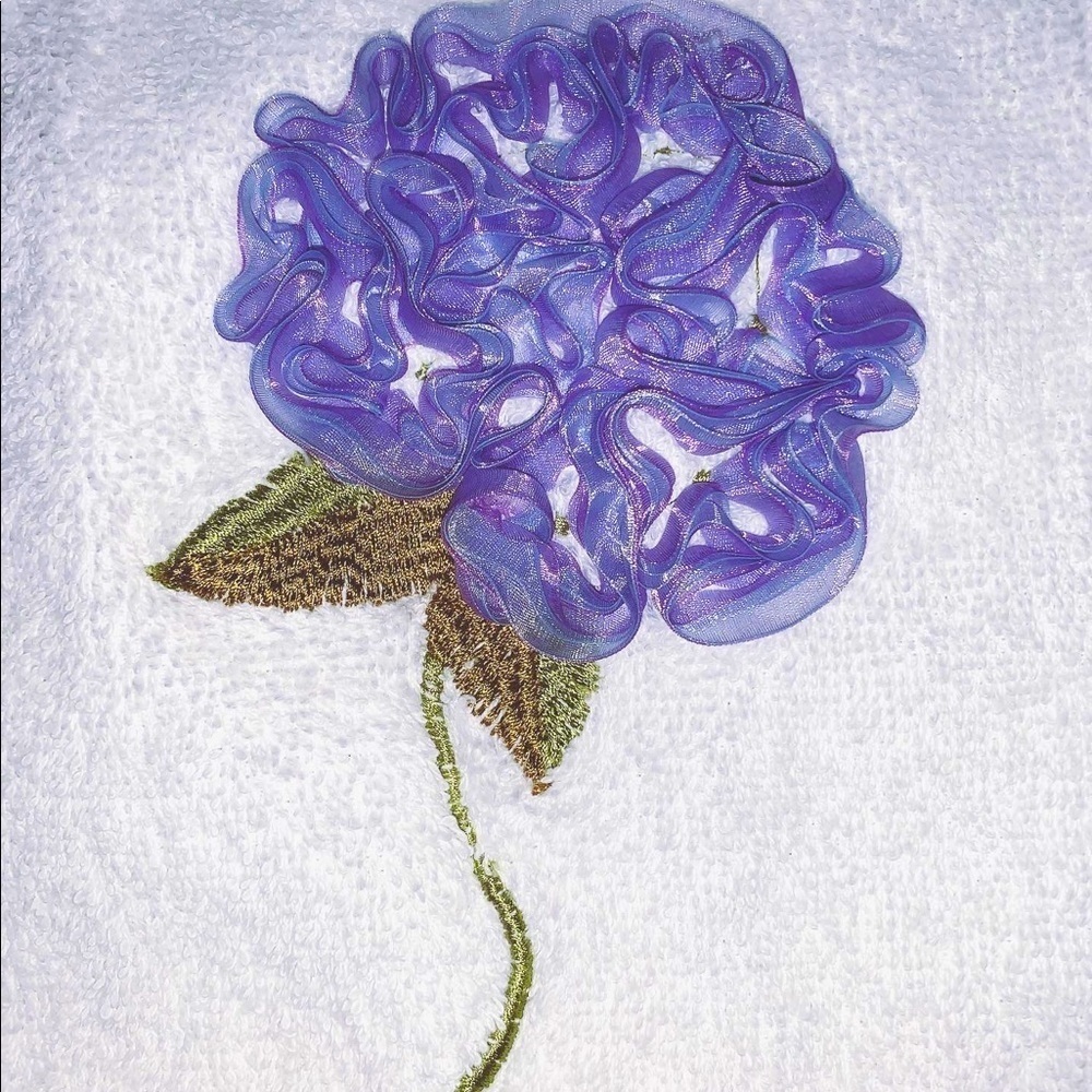 vintage 80s royal velvet bath Hand Towel  stitchsations hydrangea embroidery